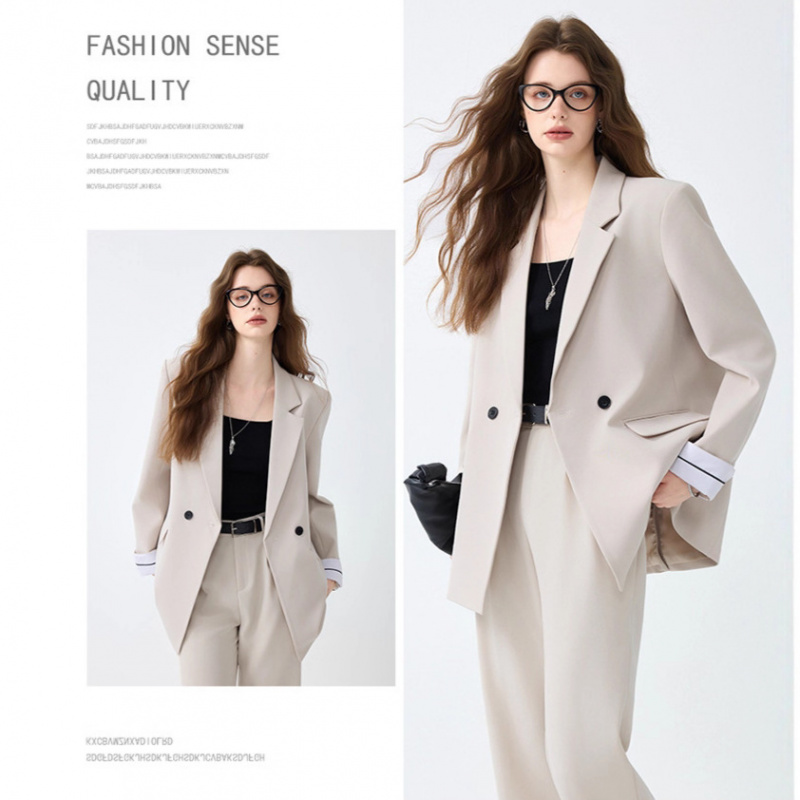 بدلة نسائية بلون أبيض مائل للب - مراجعة Women Formal Wear White Shirt وسعره